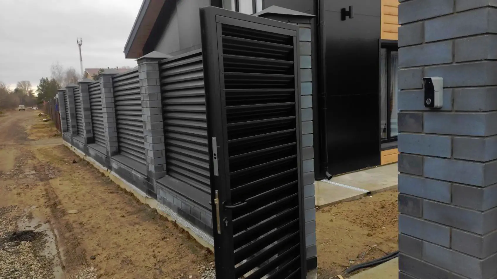 Фото 4 Забор жалюзи ЭКО-Z-US 9005 МАТТЕ черный двусторонний